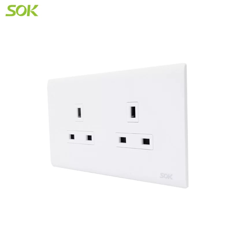 13A_250V_2_Gang_BS_Socket_Outlets_-_White_(1).jpg