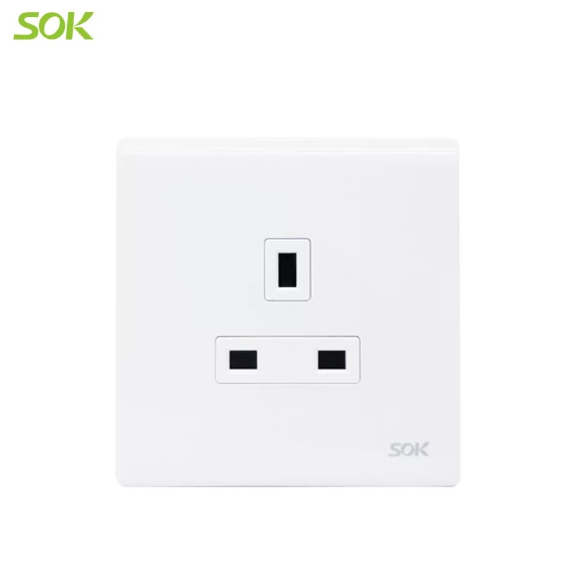 13A 250V BS Socket Outlet - White 1 Gang