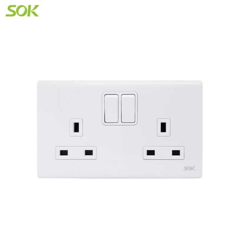 13A 250V Double Pole Switched BS Socket Outlets - White 2 Gang