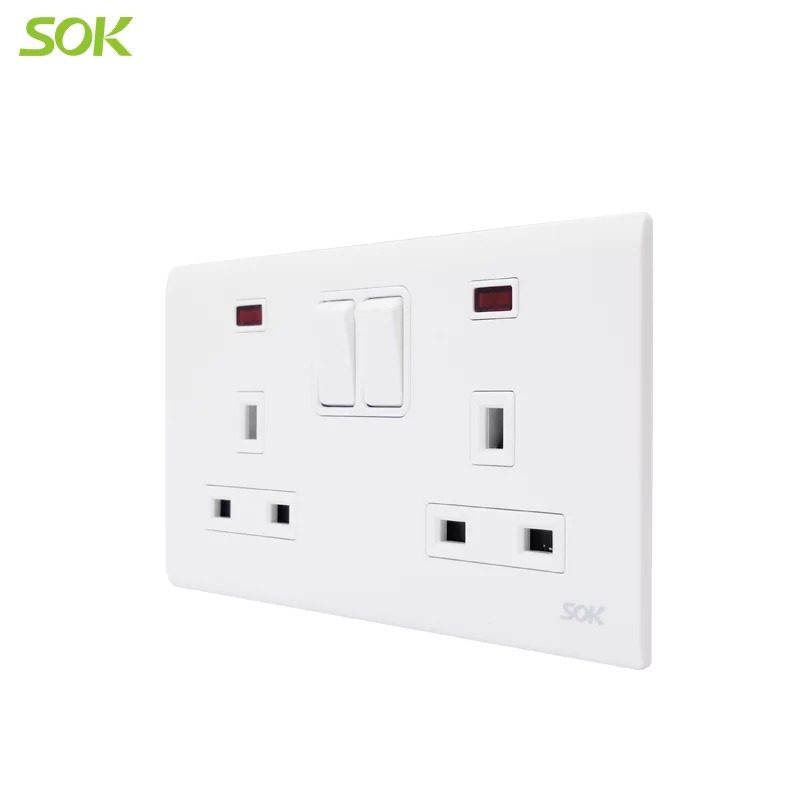 13A_250V_Double_Pole_Switched_BS_Socket_Outlets_yyt_(4)111.jpg