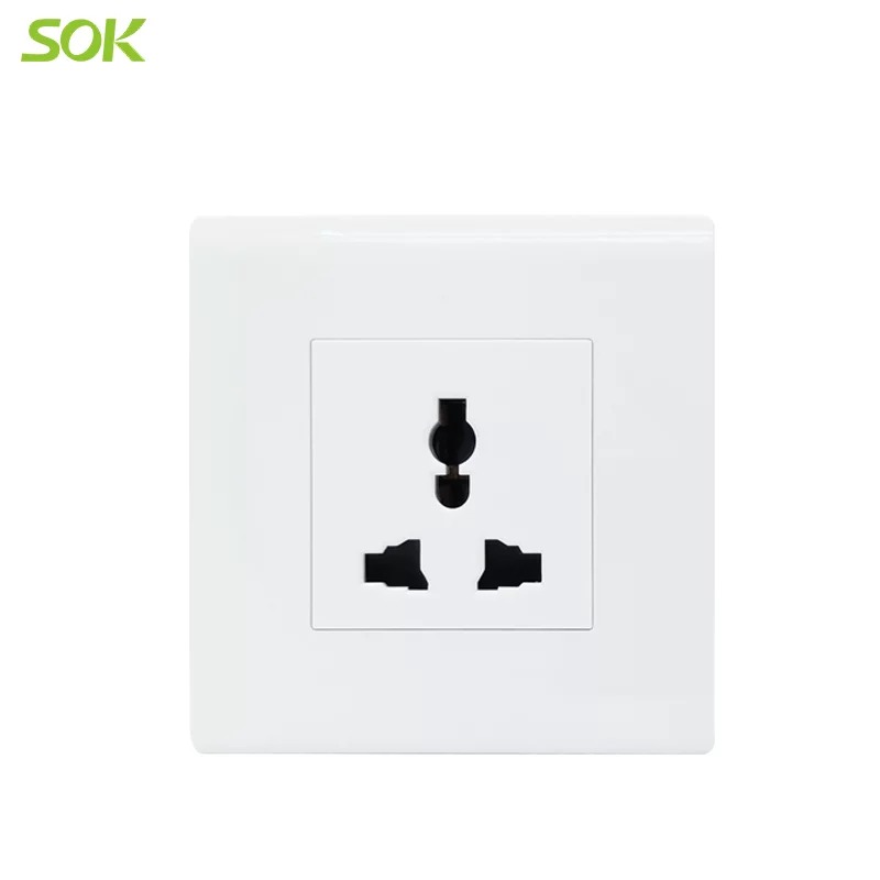 13A 250V Universal Socket Outlet - White 1 Gang