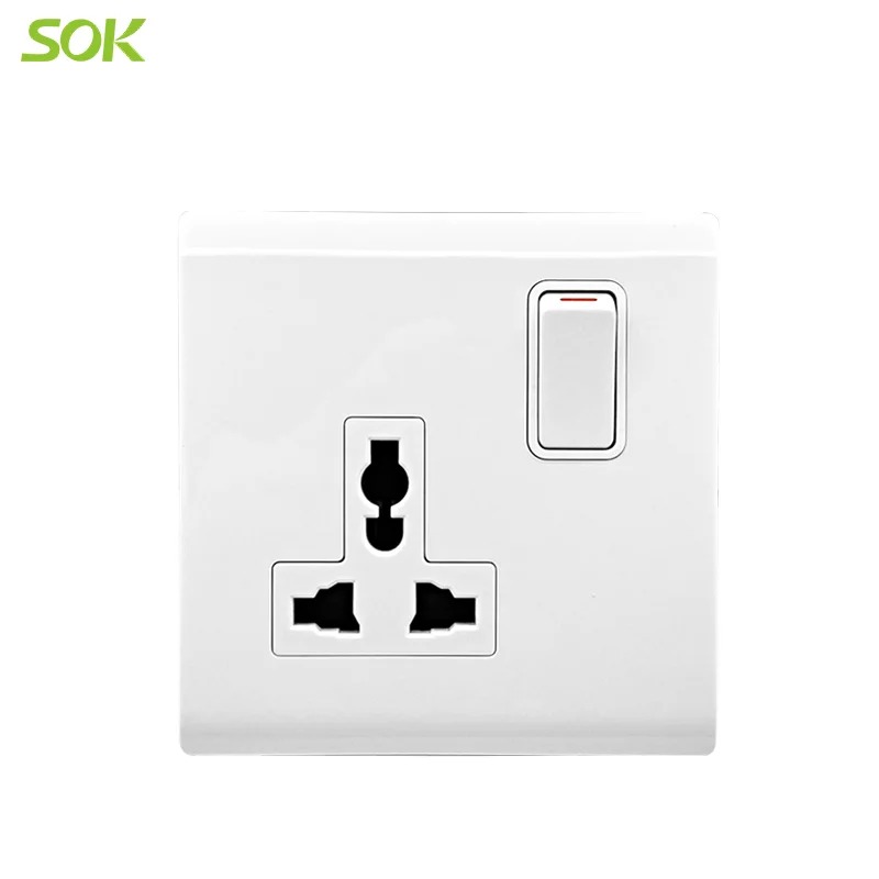 13A Switched Universal Socket Outlet - 1 Gang White