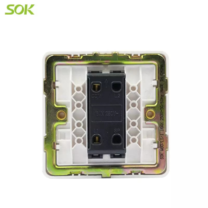 1585101585-one-Gang-1-Way-Light-Switch-2-3.jpg