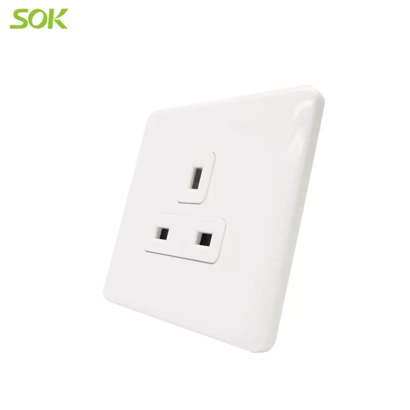 1585106959-Single-13A-BS-Power-Outlet-2.jpg