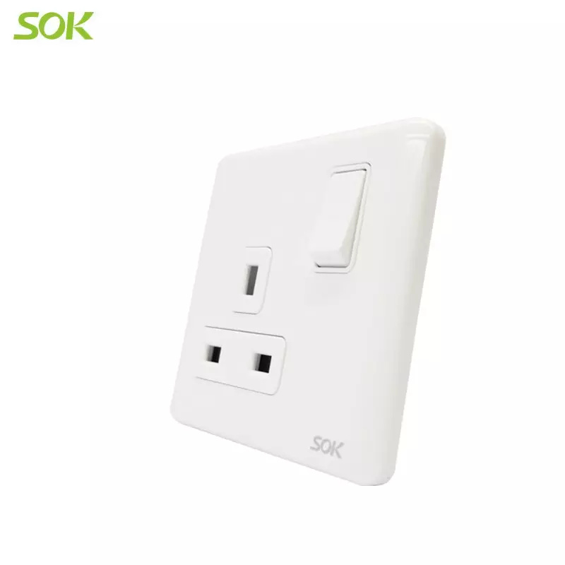 1585107269-one-Gang-Double-Pole-Switched-13A-BS-Power-Outlet-2.jpg