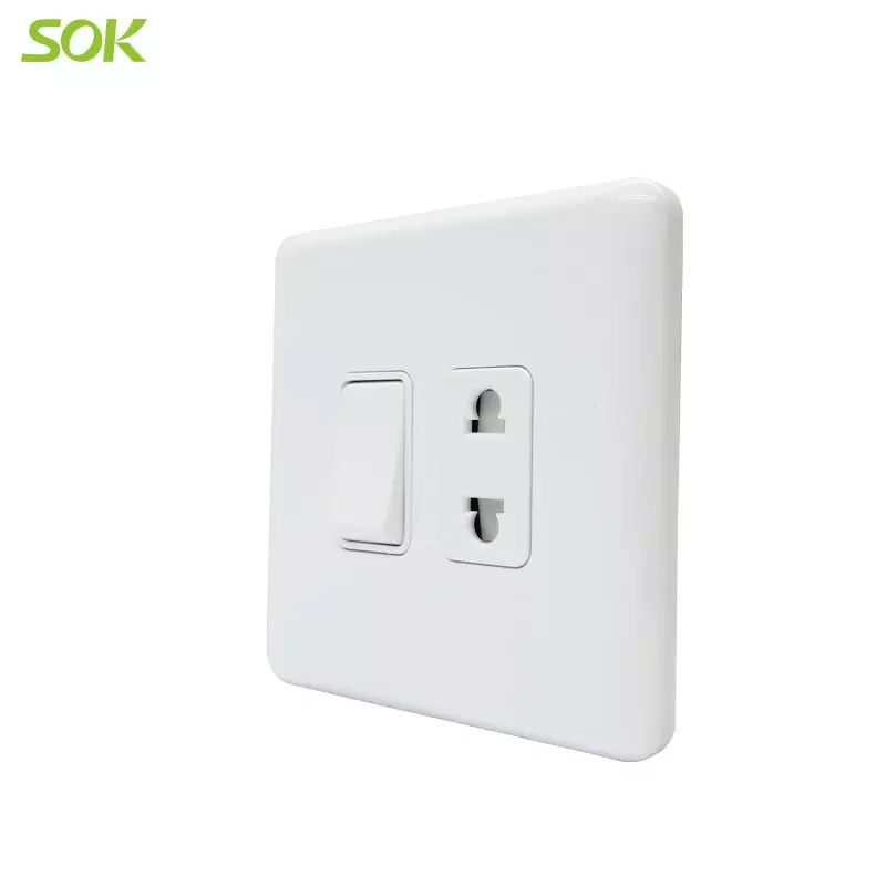 1585121650-one-Gang-Switched-2-Pin-Universal-Outlet-2.jpg