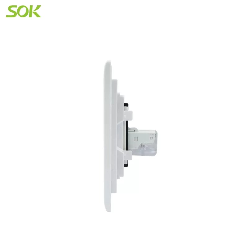 RJ11_TEL_Socket_Outlet_-_White_1_Gang_(2).jpg