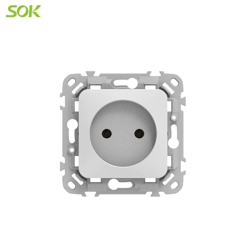 2 Pin socket with shutter