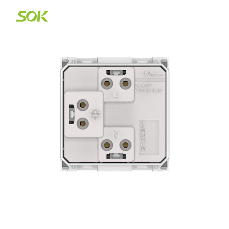 Euro-American_Socket_Outlet_Modular_with_Quick_wiring.png